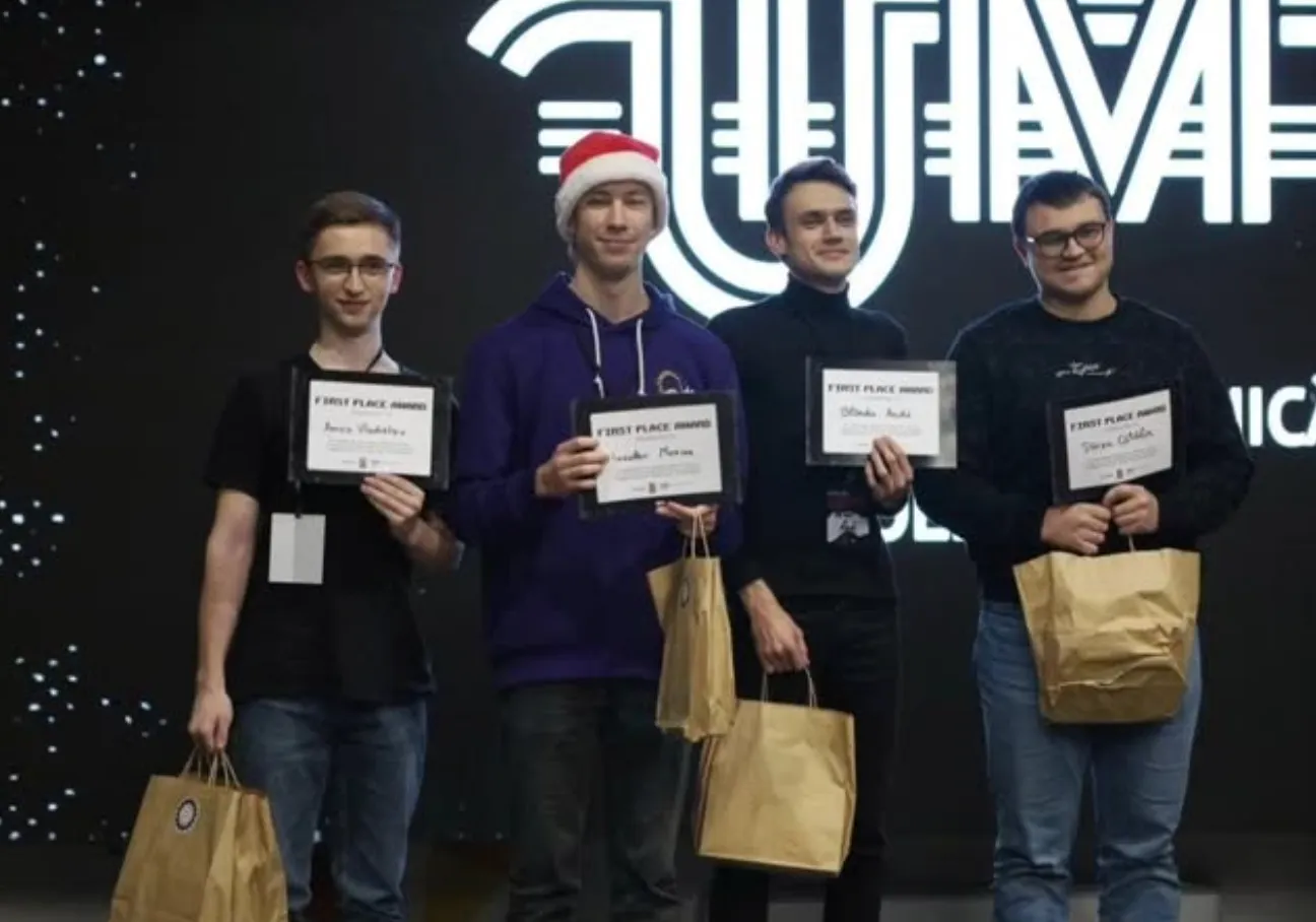 XMAS Hackathon 2023 — photo 3